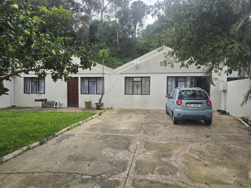 8 Bedroom Property for Sale in Groot Brakrivier Central Western Cape